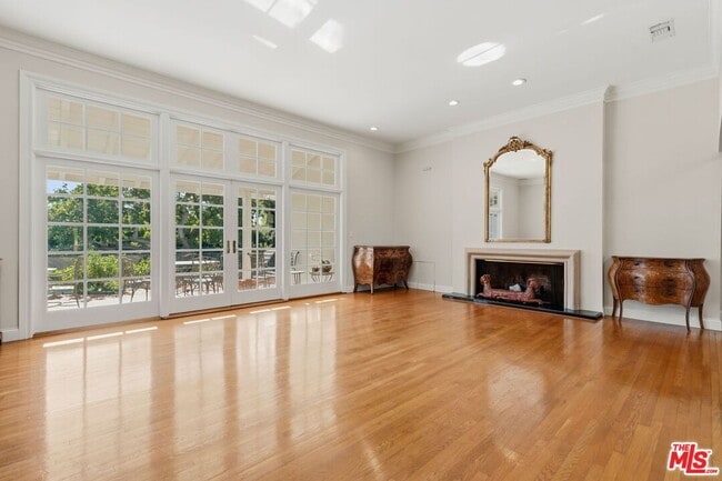 Foto del edificio - 510 Toyopa Dr