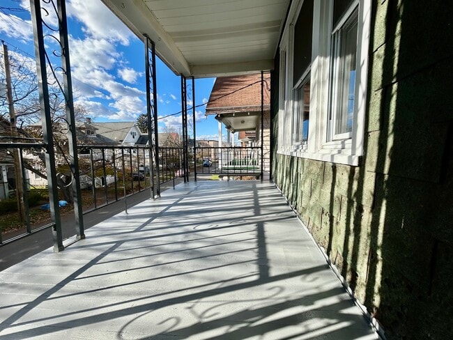 Building Photo - 29 Emerson Ave