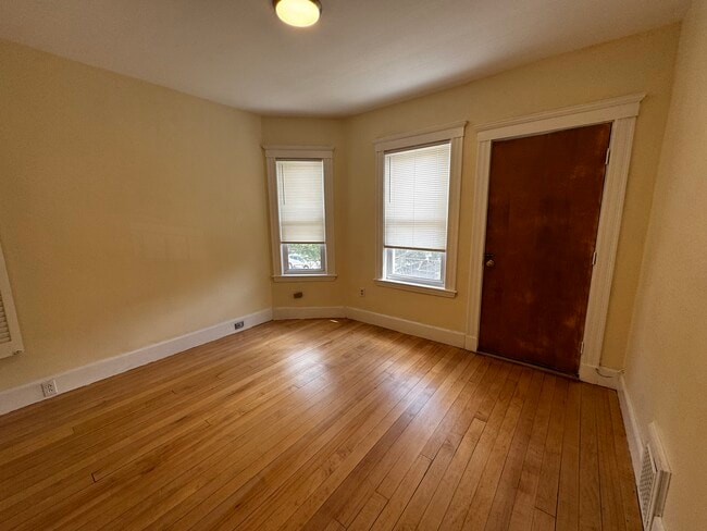 Building Photo - 65 Wareham St