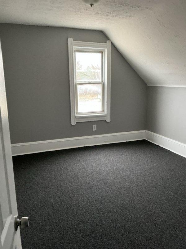 Foto del edificio - 1237 E 112th St