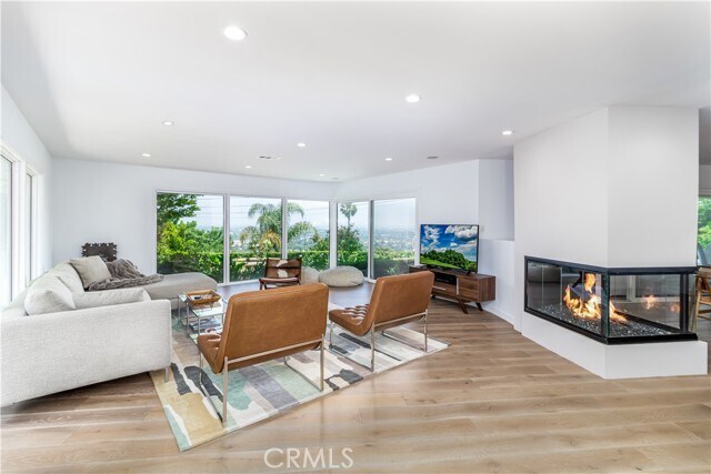 Foto del edificio - 3546 Berry Dr