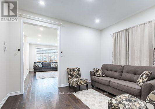 Building Photo - 51 Dolobram Trl