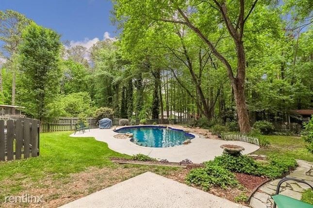 Building Photo - 4 br, 3 bath House - 155 Jay Drive