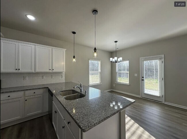 Building Photo - 9050 Stoney Waters Ct