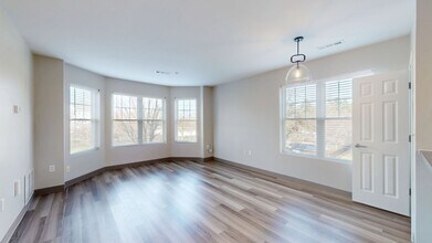 Interior Photo - Union Place