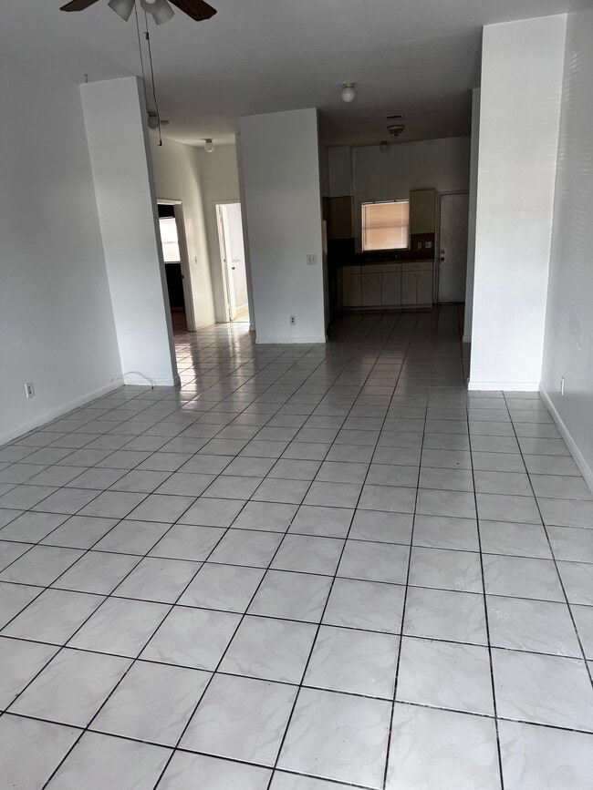 Building Photo - 1047 Abrams Blvd