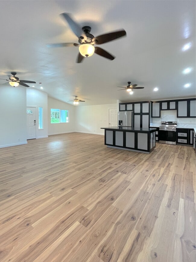Building Photo - 15-2787-2787 Mahimahi St