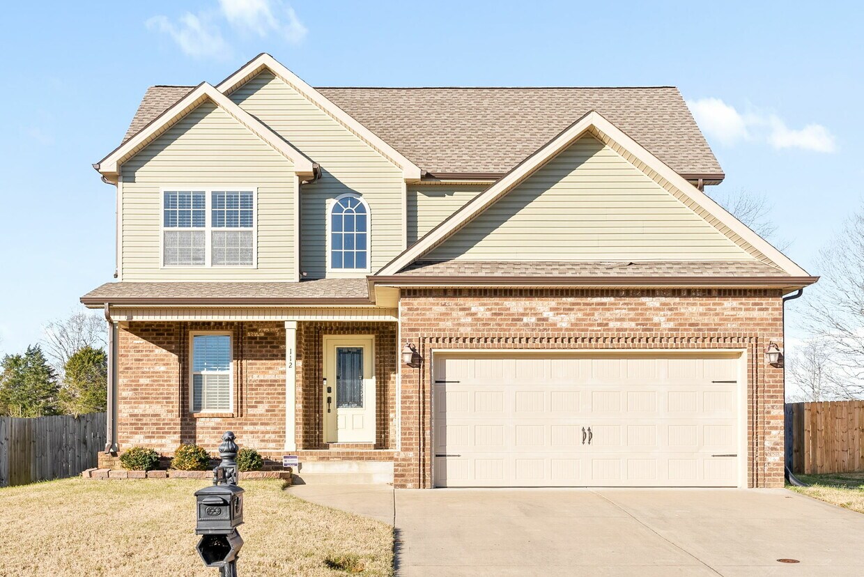 Primary Photo - 112 Sycamore Hill Dr