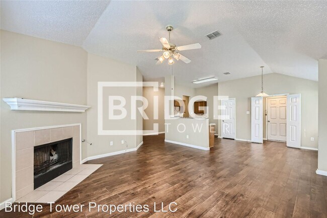 Foto del edificio - 3 br, 2 bath House - 2210 Sumac Drive