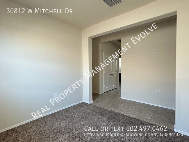 Foto del edificio - 30812 W Mitchell Dr