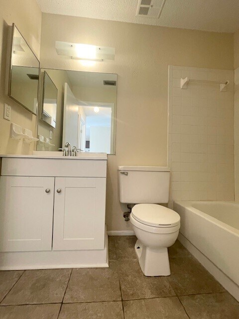 Foto del edificio - 2934 Wainwright Ct