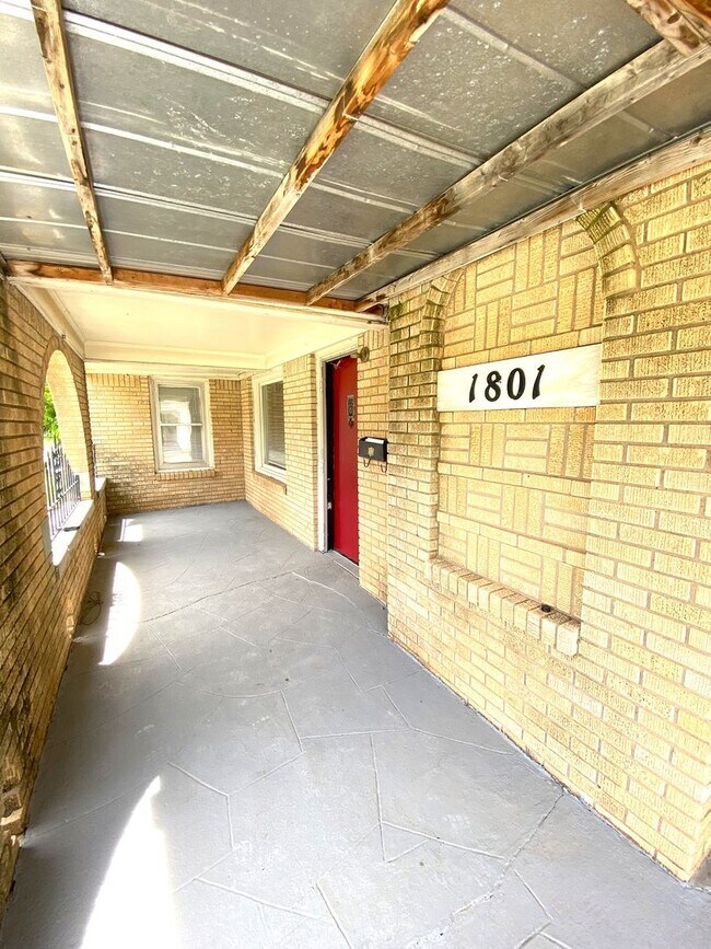 Foto del edificio - Spacious 2 Bed 1 Bath NW OKC