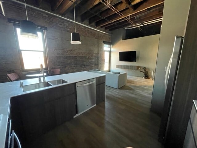 Building Photo - 1011 W 1st Ave