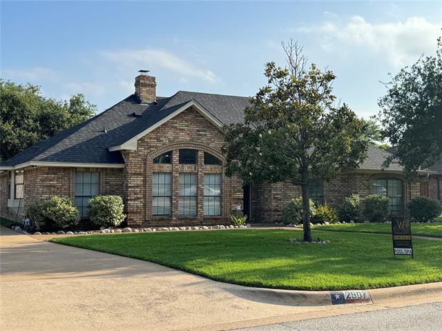 Primary Photo - 2907 Sweet Briar St