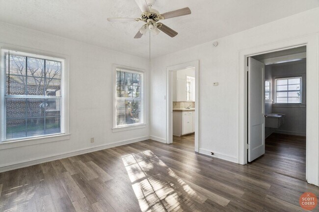 Foto del edificio - 1307 Durham Ave