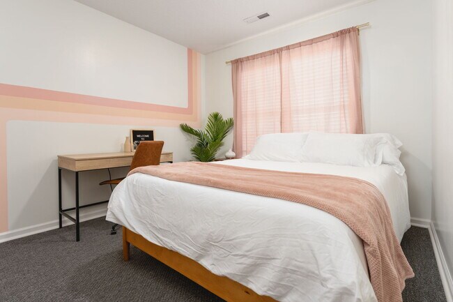 Building Photo - 1503 Willoughby Park Ct