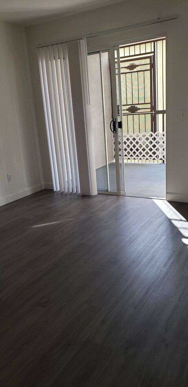 Foto del edificio - 2965 San Marino St