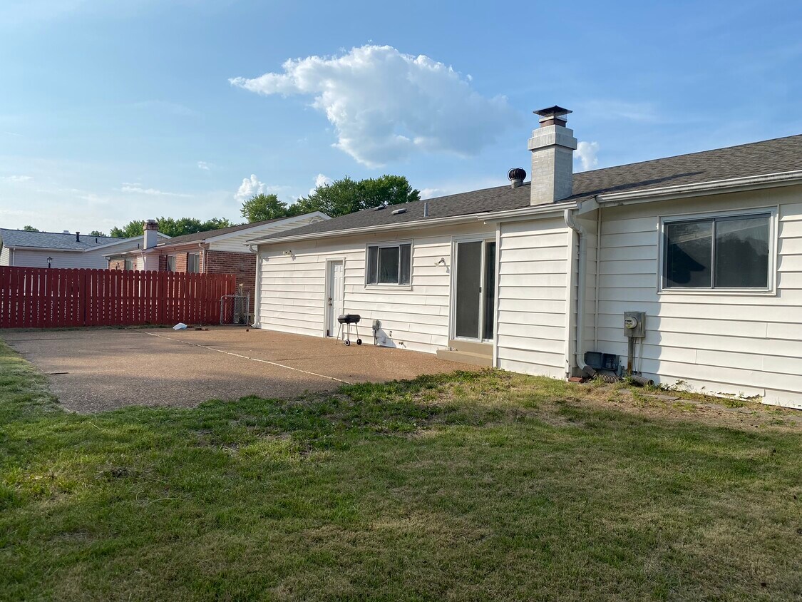 Foto principal - 1433 Kew Gardens Dr