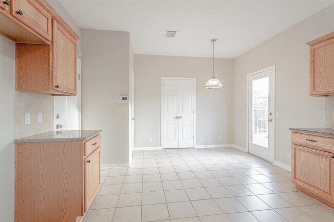 Foto del edificio - 19201 Mangan Way