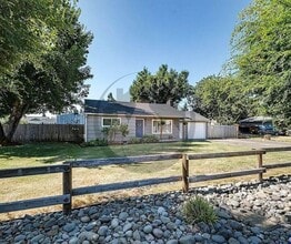 Building Photo - 4550 Badger Corner Pl