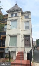 Building Photo - 15 Seaton Pl NW
