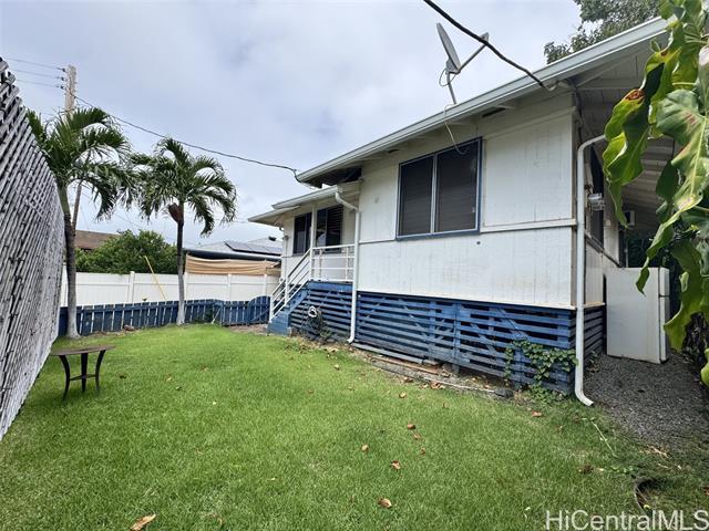 Building Photo - 3628 Maunalei Ave