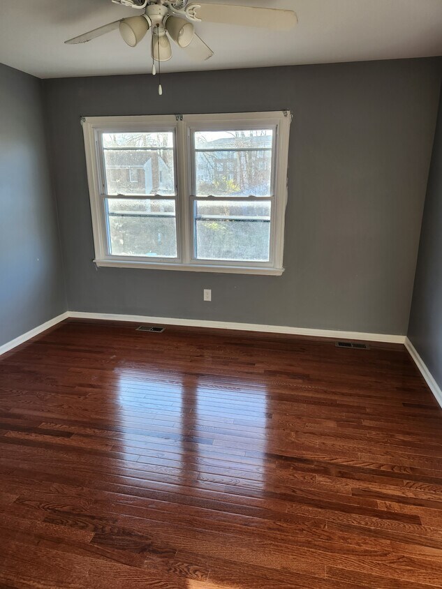 Building Photo - 6509 Facchina Ln