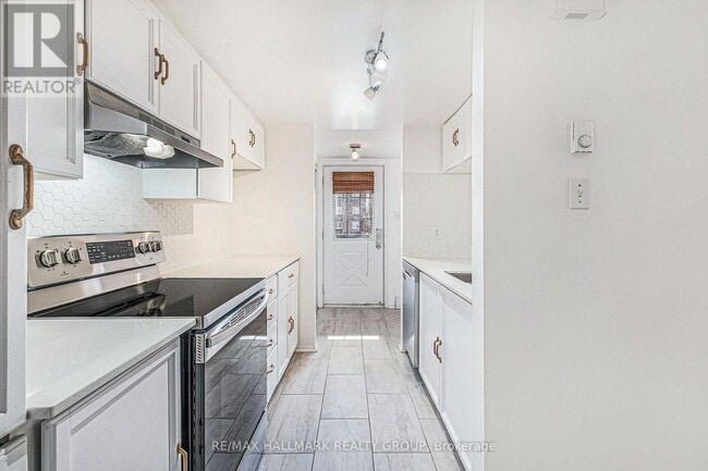 Building Photo - 1204-1204 Shillington Ave