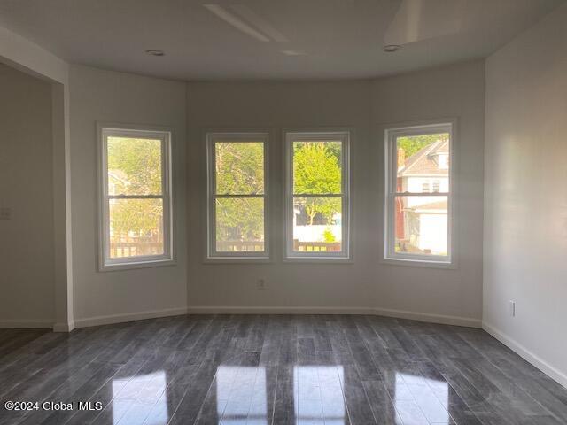 Building Photo - 239 6th Ave