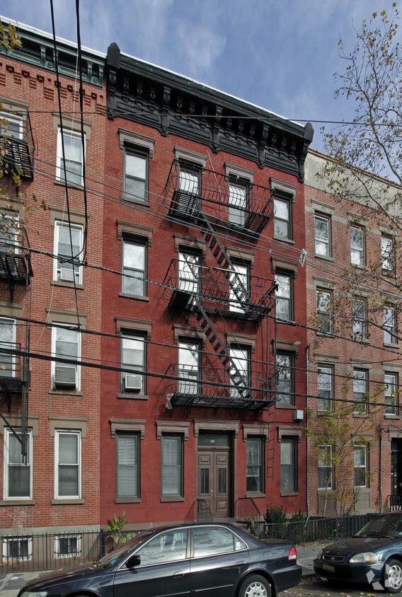 Building Photo - 276 2nd St