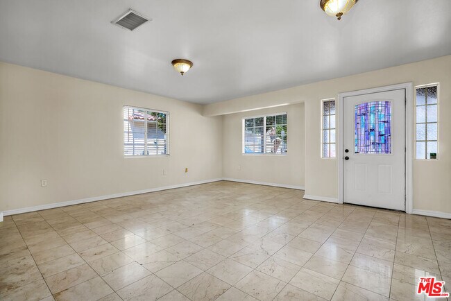 Foto del edificio - 5519 Quinn St