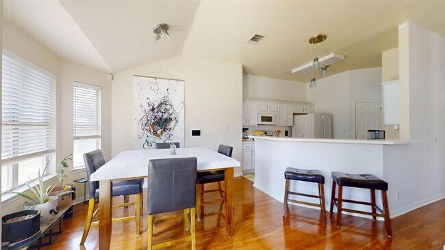 Foto del edificio - 106 Williams Way