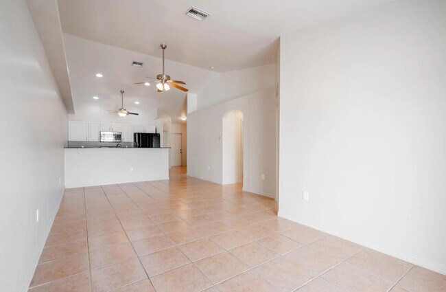 Building Photo - 4934 Viceroy Ct