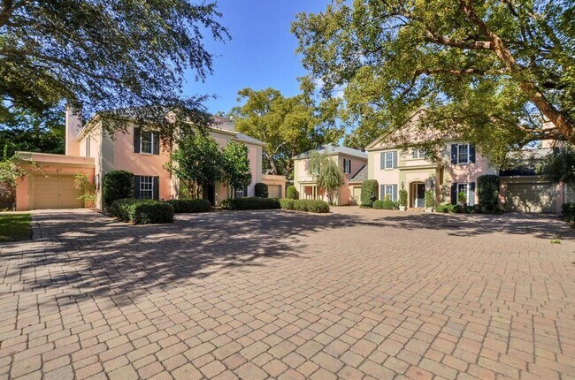 Foto del edificio - 3520 Regent Park