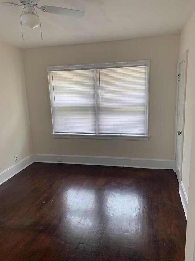 Building Photo - 2044 Highland Ave