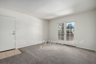 Building Photo - 5995 N 78th St