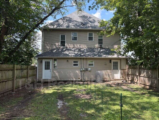 Foto del edificio - 1125 Churchman Ave