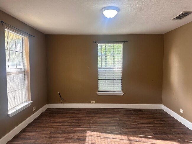 Foto del edificio - 1703 Carter St
