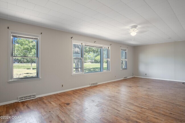 Foto del edificio - 4805 State Hwy 43