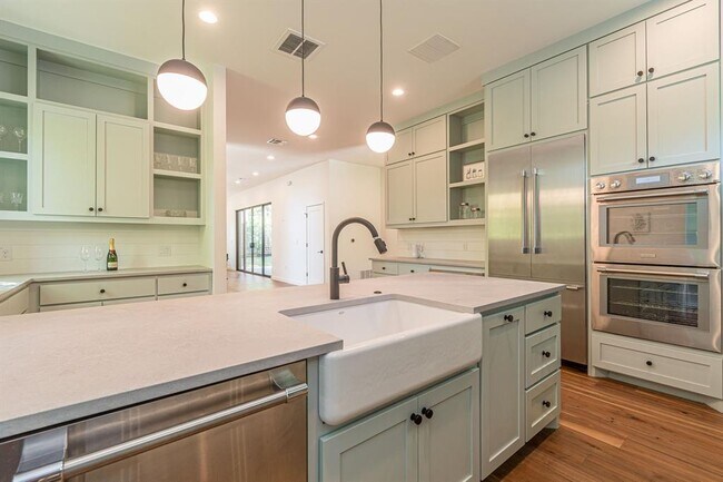 Foto del edificio - 2115 Peach Tree St