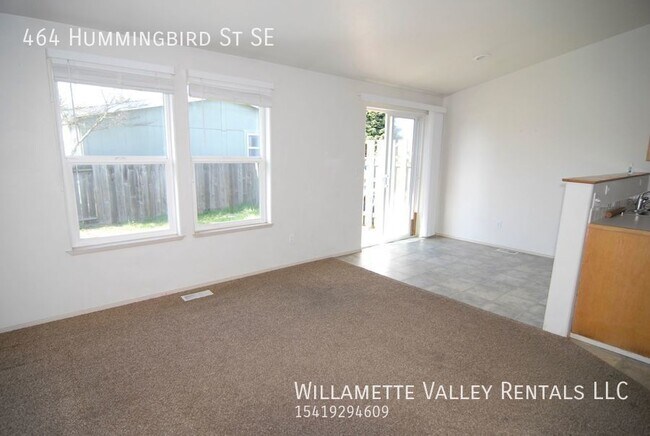 Building Photo - Nice duplex next to Timberlinn Park and Fa...