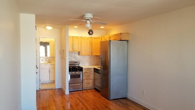 Foto del edificio - 9036 53rd Ave