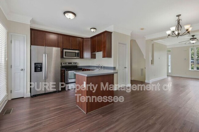 Building Photo - 2703 Dracut Ln