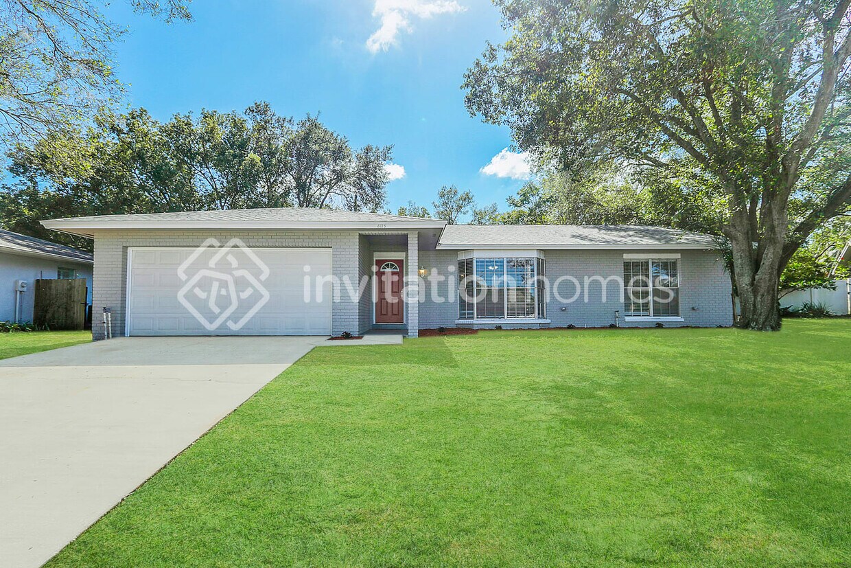 Primary Photo - 403 Green Arbor Dr