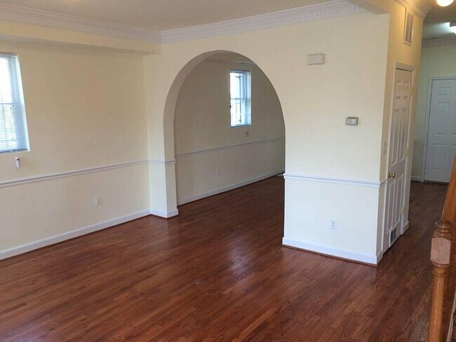 Foto del edificio - 787 Fairmont St NW