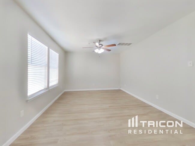 Building Photo - 20705 Patriot Park Ln