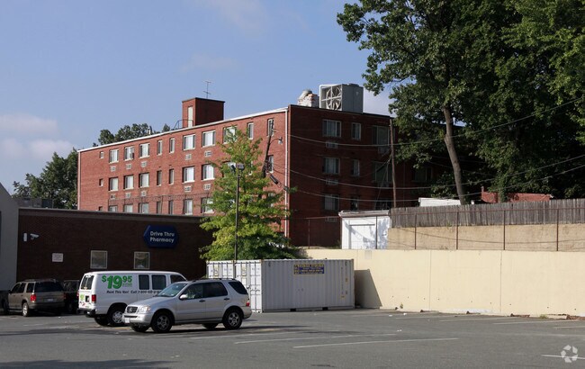 The Verona Apartments - The Horizon