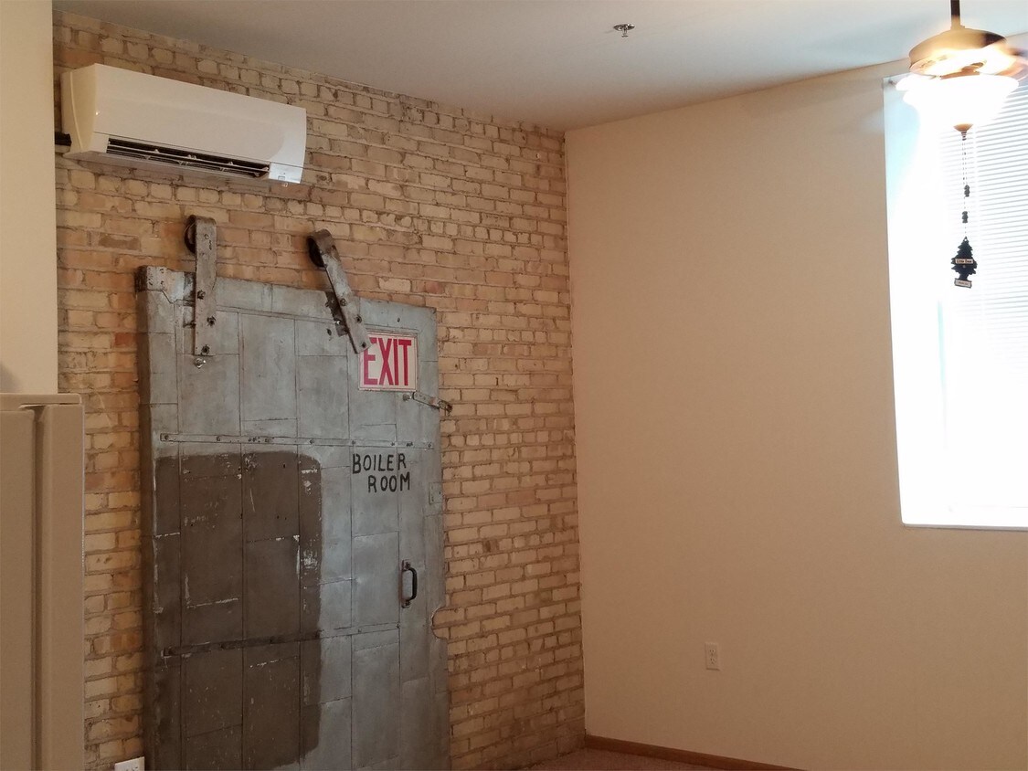 203 S Main St Unit 3110, Edgerton, WI 53534 Apartment for Rent in