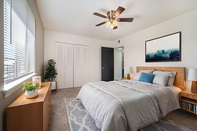 Foto del edificio - Blue Springs Apartments