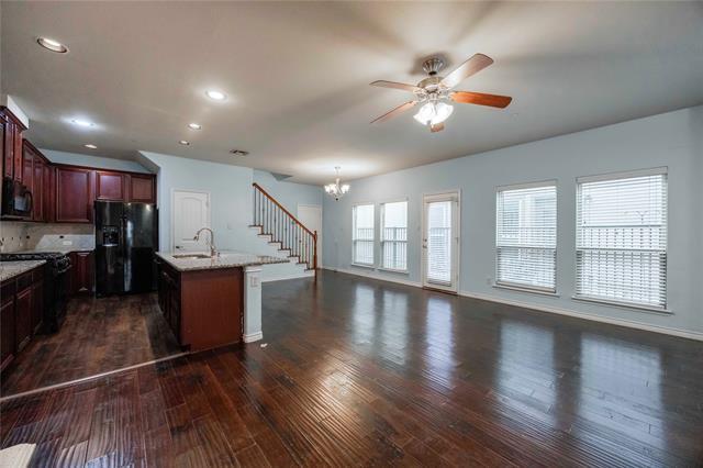 Foto del edificio - 8901 Whitehead St